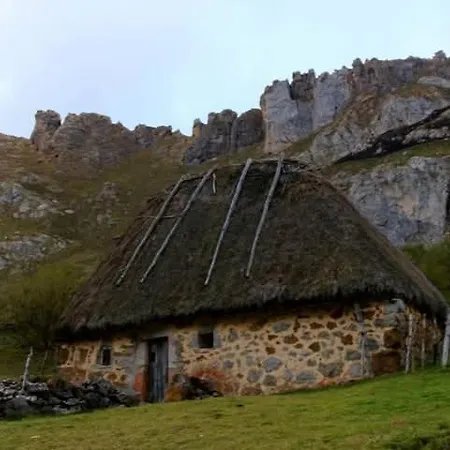 Apartamento La Vega De Somiedo 1 *